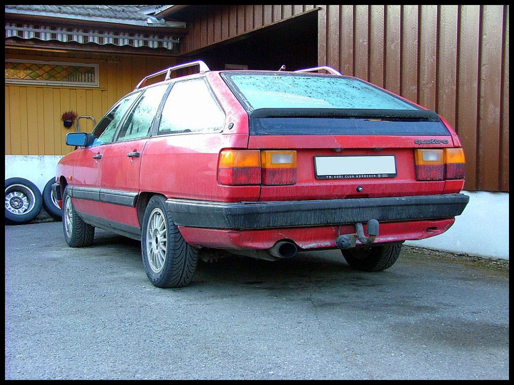Audi 100