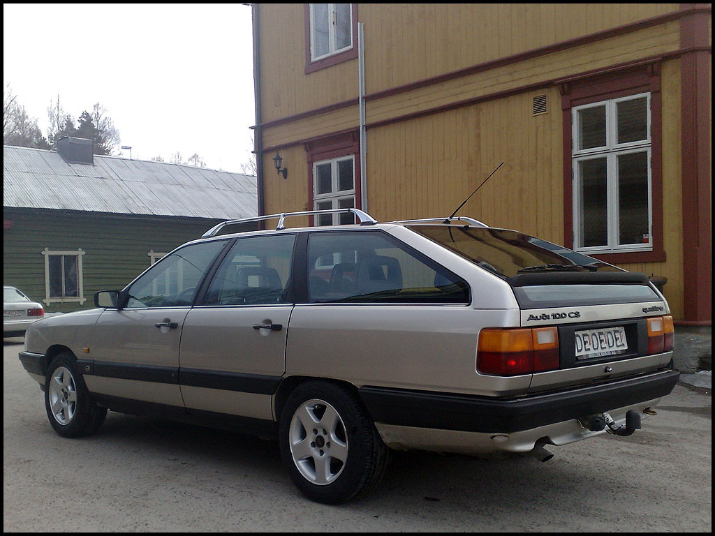 Audi 100