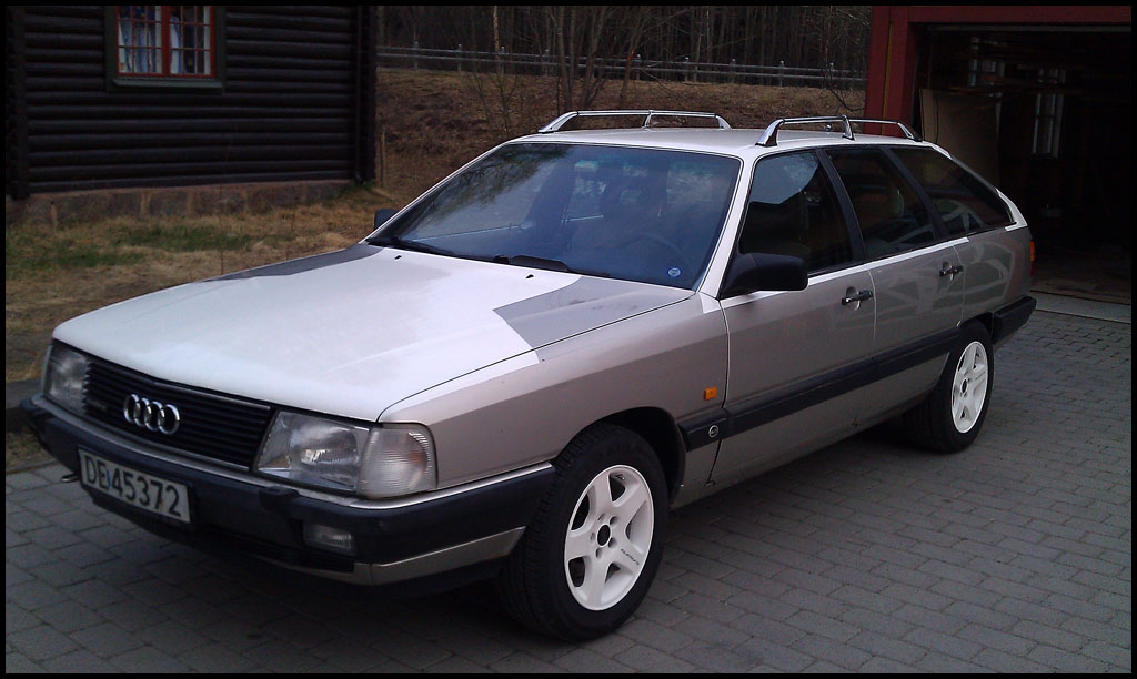Audi 100