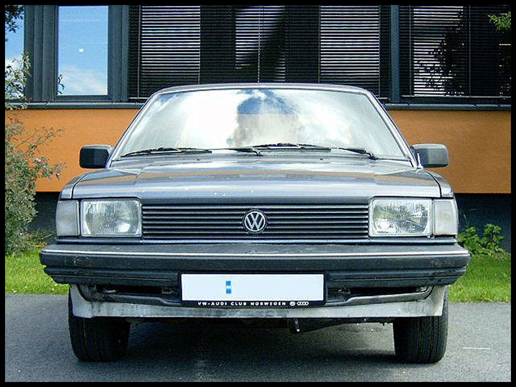 VW Santana